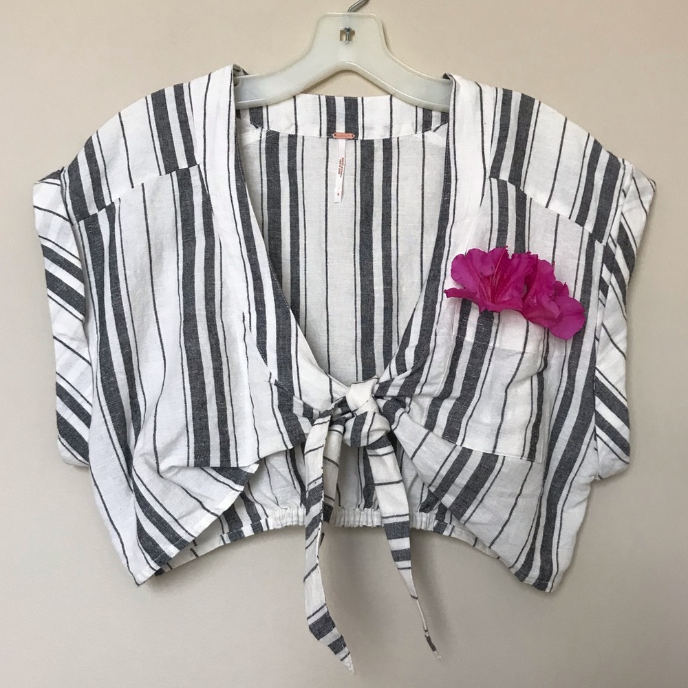 NWOT FREE PEOPLE tie-front boho striped beach crop